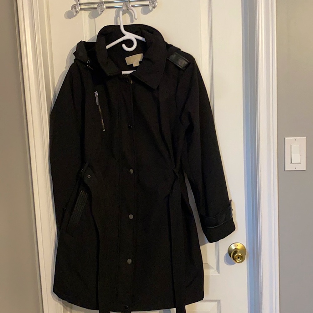 Michel Kors coa, worn once, size 2Xl